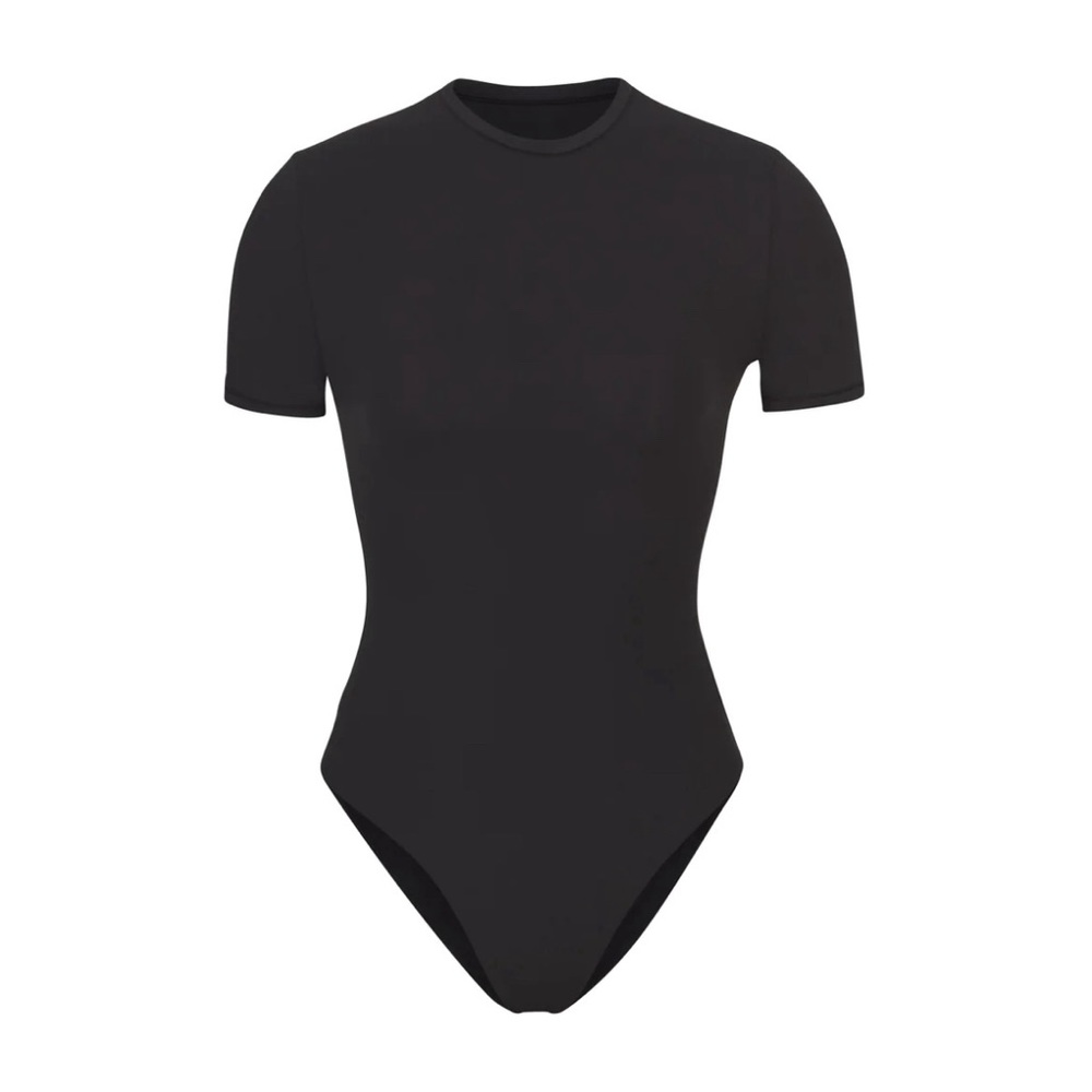 NWT Skims Fits Everybody Short Sleeve T-Shirt Bodysuit in Onyx Women’s